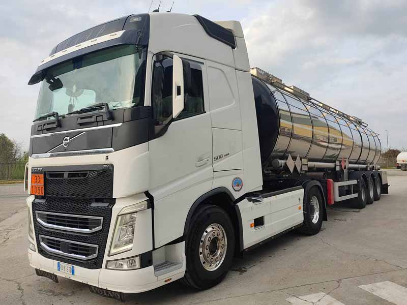 caap-consorzio-autotrasportatori-autocisternisti-piacenza-camion-home-03